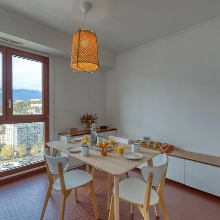 #hj The Mont-blanc Tower Breathtaking View Of The Summits Daire Grenoble